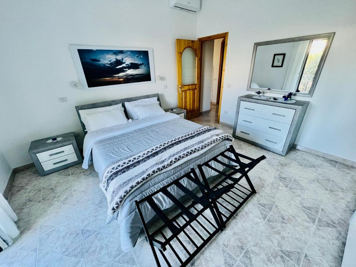 Infinity Experience Casa Vacanza Incantevole Con Terrazzo Scala Exterior foto