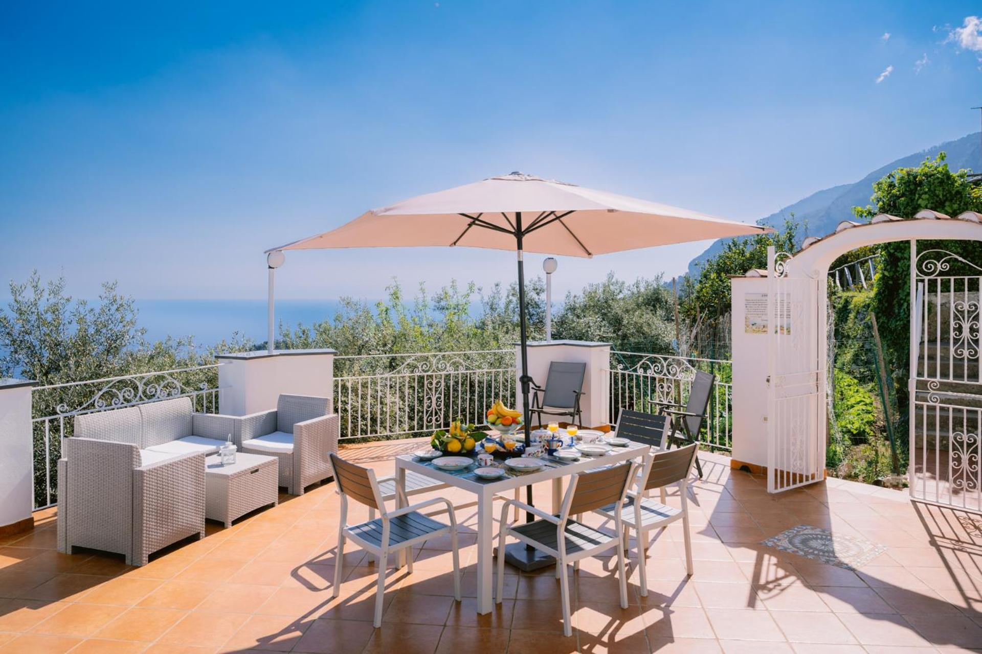 Infinity Experience Casa Vacanza Incantevole Con Terrazzo Scala Exterior foto